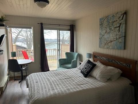 Merland Park Minnow Motel Picton Bagian luar foto